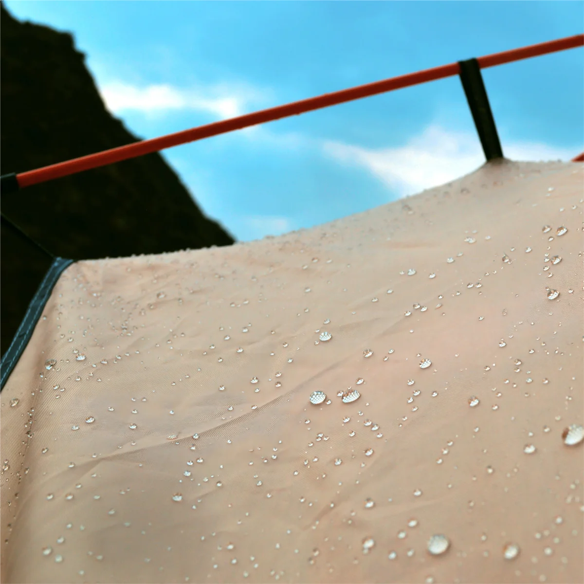 Outdoor shelter Sunshade Self-driving Trave Camping tent Two doors and two windows